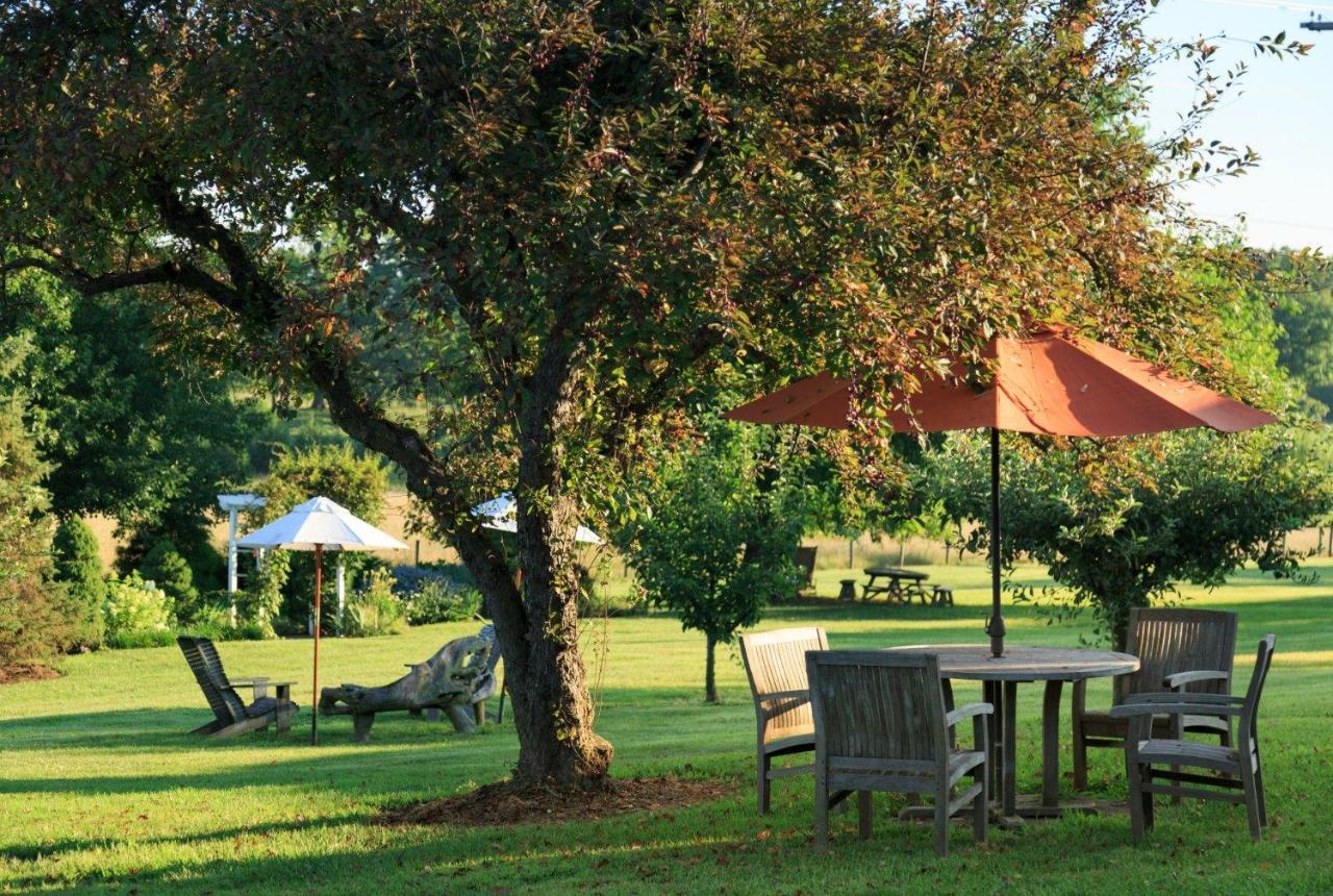 L'Auberge Provencale Inn & Restaurant Boyce Exterior foto